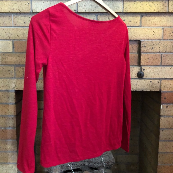 ❤️ NWT By & By Red Longsleeve Twist Front - Picture 2 of 3